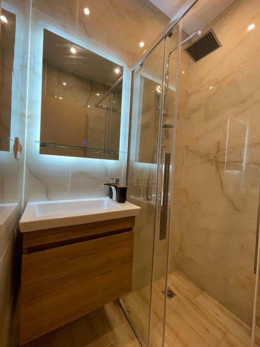 Pangrati-Luxury Central Cozy Studio أثينا المظهر الخارجي الصورة